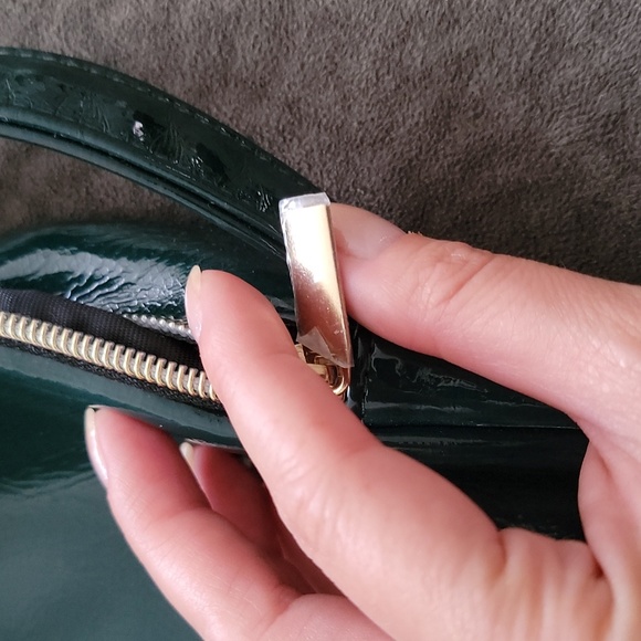 Sephora Play makeup cosmetics green pouch - Picture 2 of 4